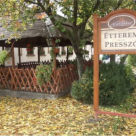 Nagydombi Vendeghaz * Marianosztra